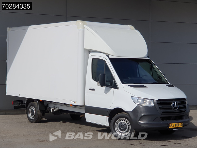 Mercedes-Benz Sprinter 317 CDI Automaat Bakwagen Achterdeuren Airco Camera Euro6 Meubelbak Koffer 21m3 Airco - Fourgon grand volume: photos 3 Mercedes-Benz Sprinter 317 CDI Automaat Bakwagen Achterdeuren Airco Camera Euro6 Meubelbak Koffer 21m3 Airco - Fourgon grand volume: photos 3