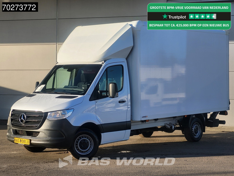 Mercedes-Benz Sprinter 317 CDI Automaat Bakwagen Laadklep Camera Airco Koffer Meubelbak 20m3 Airco - Fourgon grand volume: photos 1 Mercedes-Benz Sprinter 317 CDI Automaat Bakwagen Laadklep Camera Airco Koffer Meubelbak 20m3 Airco - Fourgon grand volume: photos 1