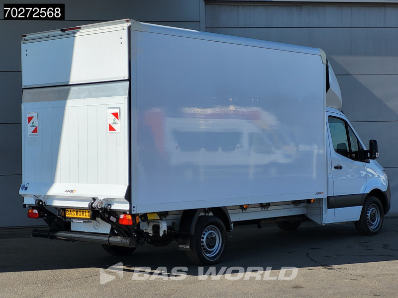 Mercedes-Benz Sprinter 317 CDI Automaat Bakwagen Laadklep Camera Airco Koffer Meubelbak 20m3 Airco - Fourgon grand volume: photos 3 Mercedes-Benz Sprinter 317 CDI Automaat Bakwagen Laadklep Camera Airco Koffer Meubelbak 20m3 Airco - Fourgon grand volume: photos 3