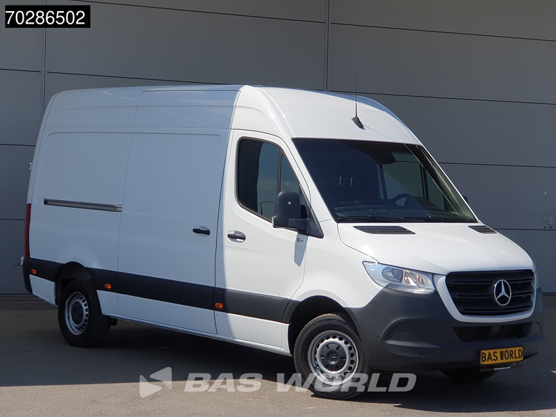 Mercedes-Benz Sprinter 319 CDI Automaat L2H2 190PK Trekhaak Airco Camera Parkeersensoren MBUX CarPlay Euro6 L2 12m3 Airco Trekhaak - Fourgon utilitaire: photos 5 Mercedes-Benz Sprinter 319 CDI Automaat L2H2 190PK Trekhaak Airco Camera Parkeersensoren MBUX CarPlay Euro6 L2 12m3 Airco Trekhaak - Fourgon utilitaire: photos 5