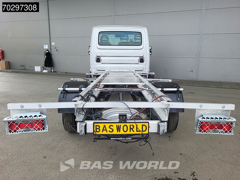 Iveco Daily 35C16 Chassis Cabine 410WB Dubbellucht 160PK Airco Cruise Camera Euro6 Fahrgestell Cruise control - Véhicule utilitaire: photos 3 Iveco Daily 35C16 Chassis Cabine 410WB Dubbellucht 160PK Airco Cruise Camera Euro6 Fahrgestell Cruise control - Véhicule utilitaire: photos 3