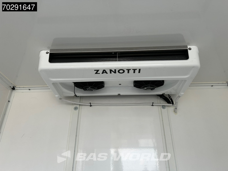Iveco Daily 35S18 3.0L Automaat Laadklep Koelwagen Zanotti Z380 230v Stekker ACC Navi Airco Camera Euro6 Bakwagen Gekoeld Koel Koeler Kühl K - Utilitaire frigorifique: photos 5 Iveco Daily 35S18 3.0L Automaat Laadklep Koelwagen Zanotti Z380 230v Stekker ACC Navi Airco Camera Euro6 Bakwagen Gekoeld Koel Koeler Kühl K - Utilitaire frigorifique: photos 5