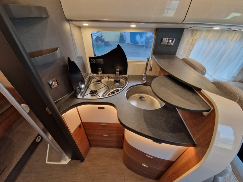 Camping-car profilé neuf Carthago C1 Tourer T 148 RB-QB K: photos 10