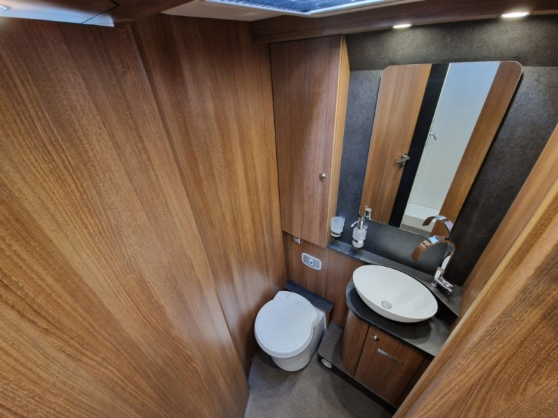 Camping-car intégral neuf Carthago Carthago C2 Tourer I Mercedes 145 RB-LE: photos 11 Camping-car intégral neuf Carthago Carthago C2 Tourer I Mercedes 145 RB-LE: photos 11