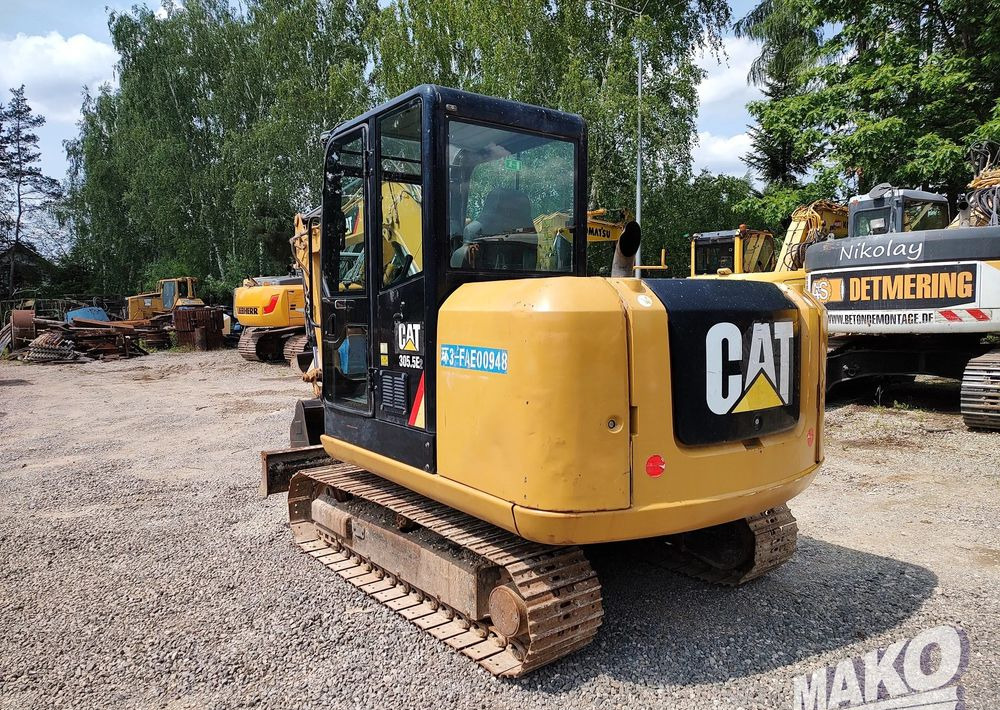 Caterpillar 305.5E2 - Pelle sur chenille: photos 3 Caterpillar 305.5E2 - Pelle sur chenille: photos 3