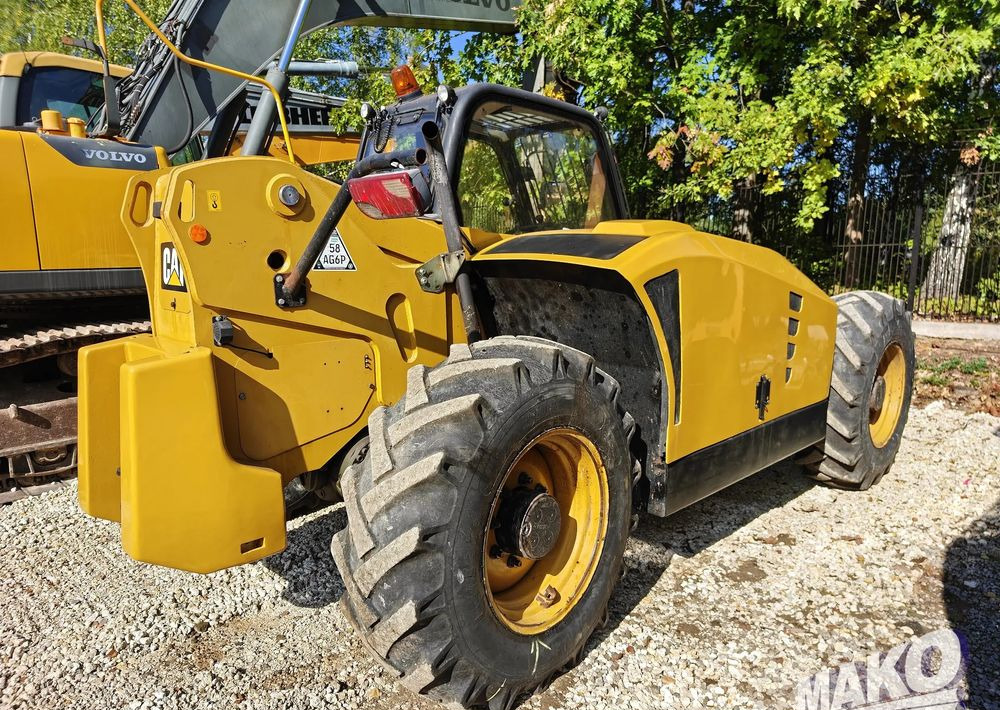 Caterpillar TH407 - Chariot télescopique: photos 5 Caterpillar TH407 - Chariot télescopique: photos 5