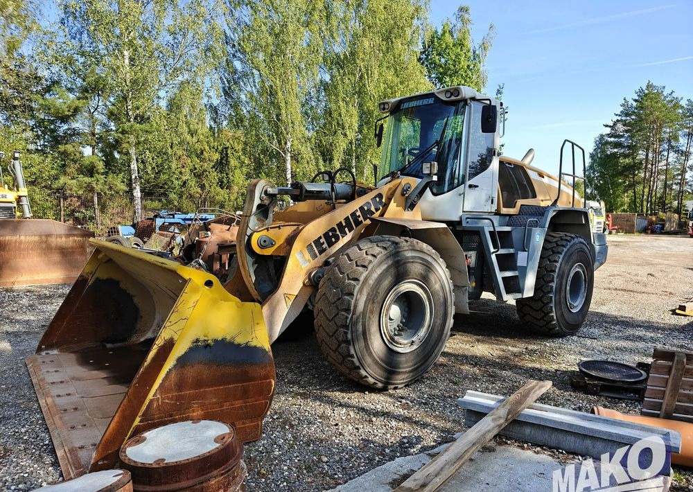 Liebherr L566 - Chargeuse sur pneus: photos 4 Liebherr L566 - Chargeuse sur pneus: photos 4