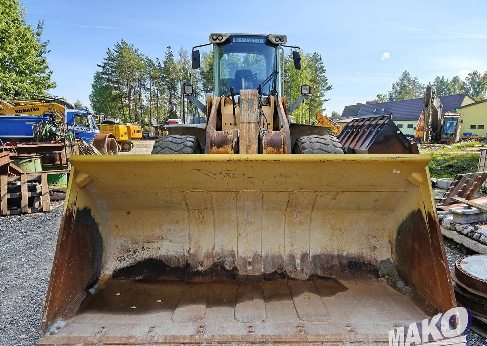 Liebherr L566 - Chargeuse sur pneus: photos 5 Liebherr L566 - Chargeuse sur pneus: photos 5