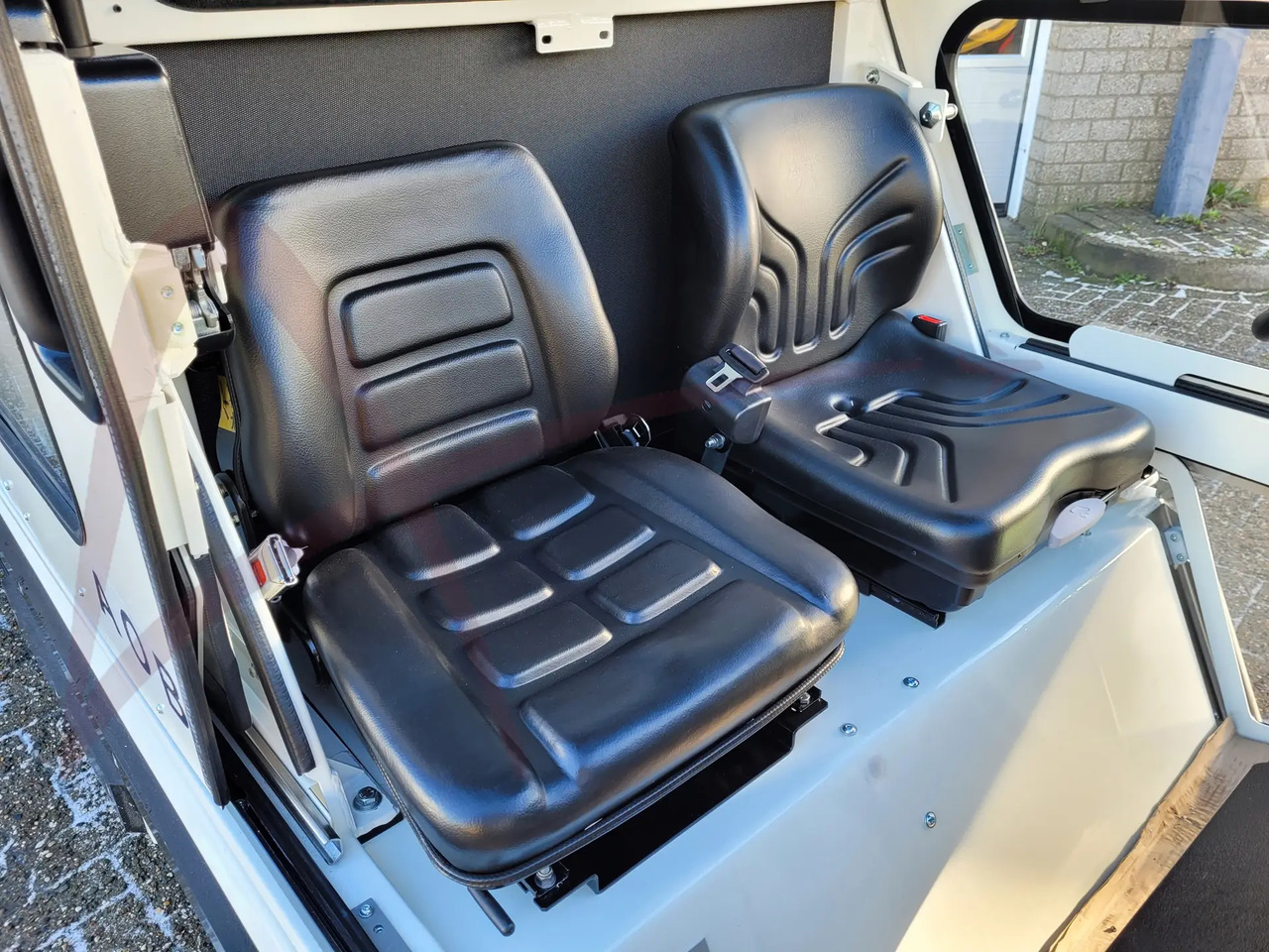 CHARLATTE T135 EVO - Tracteur à bagages: photos 2 CHARLATTE T135 EVO - Tracteur à bagages: photos 2