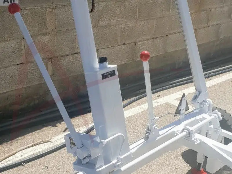 HUNERT 5.17-01 - Escalier d'embarquement: photos 5 HUNERT 5.17-01 - Escalier d'embarquement: photos 5