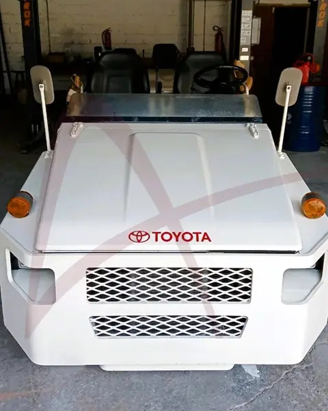 TOYOTA 02-2TD25 - Tracteur à bagages: photos 3 TOYOTA 02-2TD25 - Tracteur à bagages: photos 3