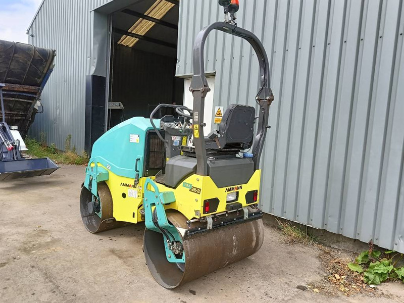 Ammann ARX 26 -2 double drum roller compactor wals - Compacteur: photos 5 Ammann ARX 26 -2 double drum roller compactor wals - Compacteur: photos 5