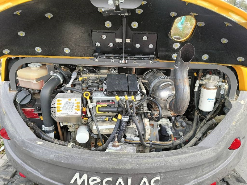 Mini pelle Mecalac 6 MCR tracked excavator 6 ton bagger midigraver: photos 17