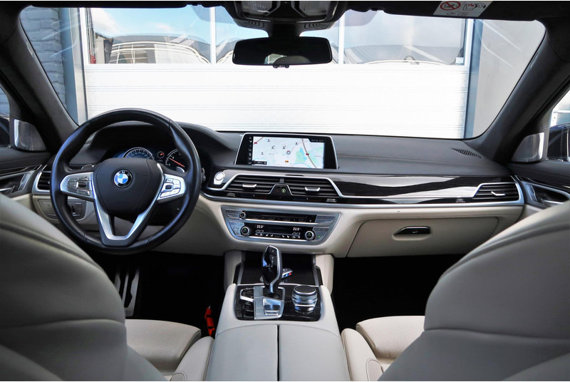 BMW 7 Serie 740Ld xDrive High Executive M-PAKKET/ MASSAGE/ PANO/ DEALER OND/ VOL! - Berline: photos 2 BMW 7 Serie 740Ld xDrive High Executive M-PAKKET/ MASSAGE/ PANO/ DEALER OND/ VOL! - Berline: photos 2