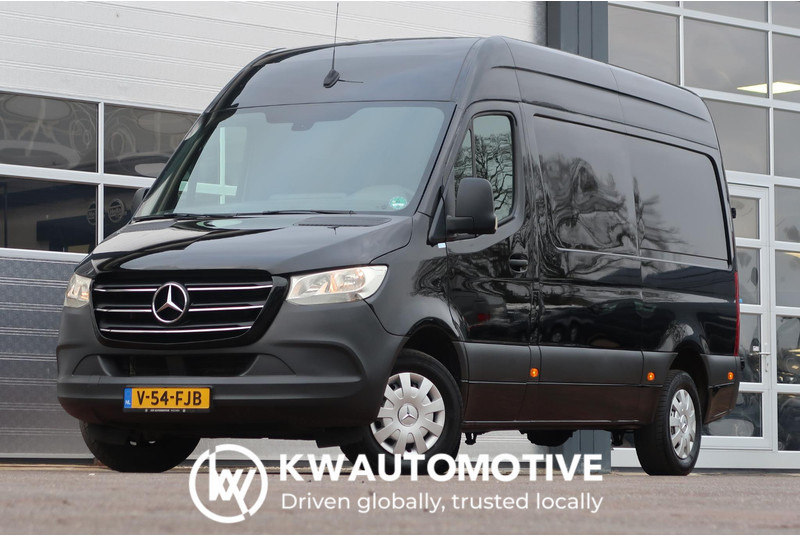 Mercedes-Benz Sprinter 317 CDI L2H2 AUT/ CAMERA/ MBUX/ CRUISE/ AIRCO - Fourgon utilitaire: photos 1 Mercedes-Benz Sprinter 317 CDI L2H2 AUT/ CAMERA/ MBUX/ CRUISE/ AIRCO - Fourgon utilitaire: photos 1