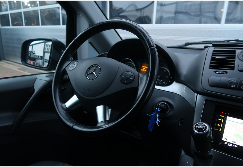 Mercedes-Benz Vito 113 CDI DC Comfort AUT/ AIRCO/ PDC/ CAM/ 1E EIG/ DEALER ONDERH/ NAVI/ ETC - Fourgonnette, Utilitaire double cabine: photos 5 Mercedes-Benz Vito 113 CDI DC Comfort AUT/ AIRCO/ PDC/ CAM/ 1E EIG/ DEALER ONDERH/ NAVI/ ETC - Fourgonnette, Utilitaire double cabine: photos 5