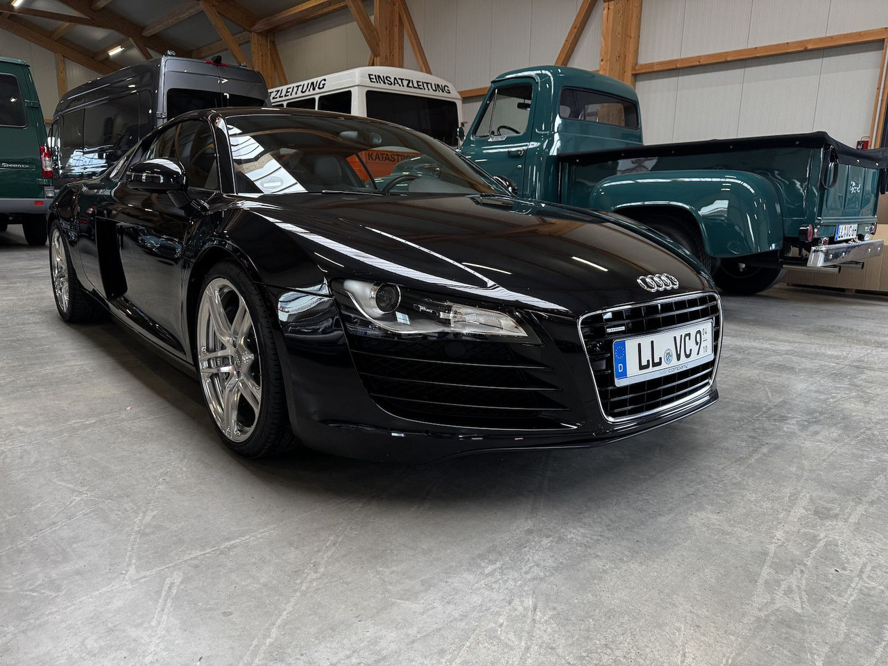 Audi R8 4.2 FSI V8 quattro Coupé - Voiture: photos 3 Audi R8 4.2 FSI V8 quattro Coupé - Voiture: photos 3