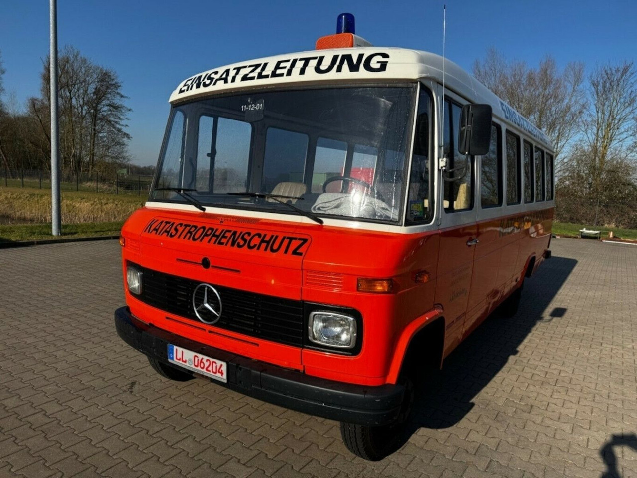 Mercedes-Benz O 309 D 608 613 Mercedes-Benz O 309D 608D H-Kennzeichen - Fourgon utilitaire: photos 3 Mercedes-Benz O 309 D 608 613 Mercedes-Benz O 309D 608D H-Kennzeichen - Fourgon utilitaire: photos 3