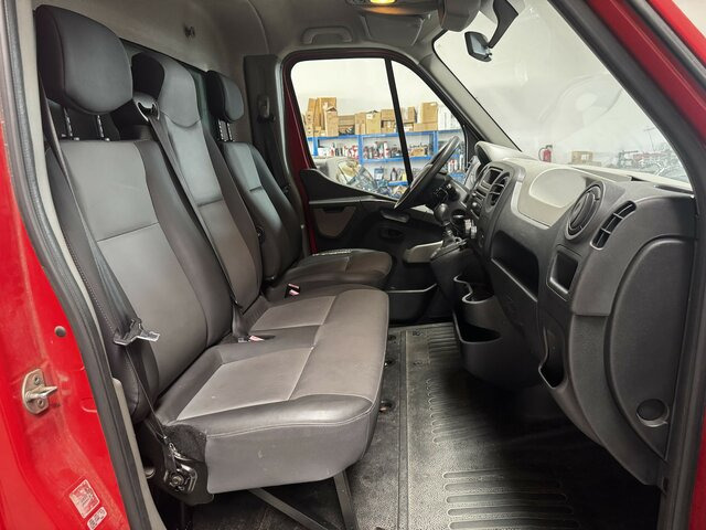 RENAULT Master 2.3 HDI L2 Pritsche Plane - Utilitaire rideaux coulissants (PLSC): photos 3 RENAULT Master 2.3 HDI L2 Pritsche Plane - Utilitaire rideaux coulissants (PLSC): photos 3