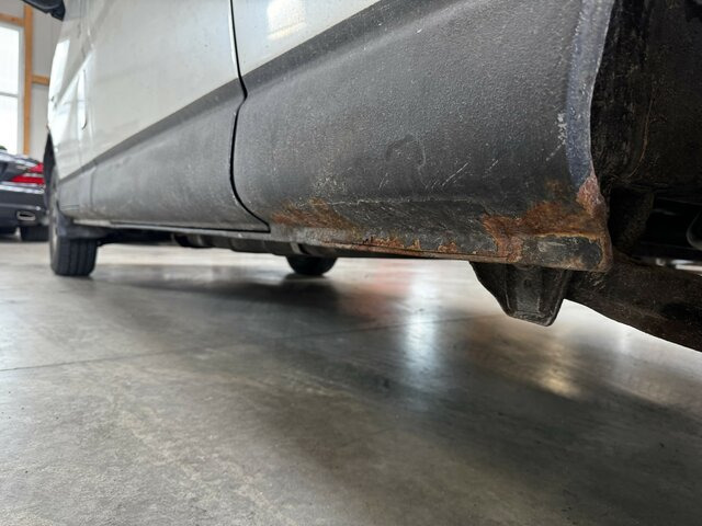 TOYOTA HiAce 2.5TD Kasten lang 4WD 4x4 - Fourgon utilitaire: photos 2 TOYOTA HiAce 2.5TD Kasten lang 4WD 4x4 - Fourgon utilitaire: photos 2