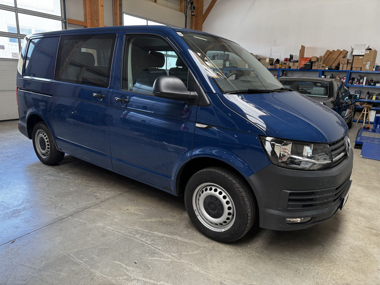 Volkswagen T6 2.0 TDI 4Motion Kasten 6-Sitzer - Voiture: photos 1 Volkswagen T6 2.0 TDI 4Motion Kasten 6-Sitzer - Voiture: photos 1
