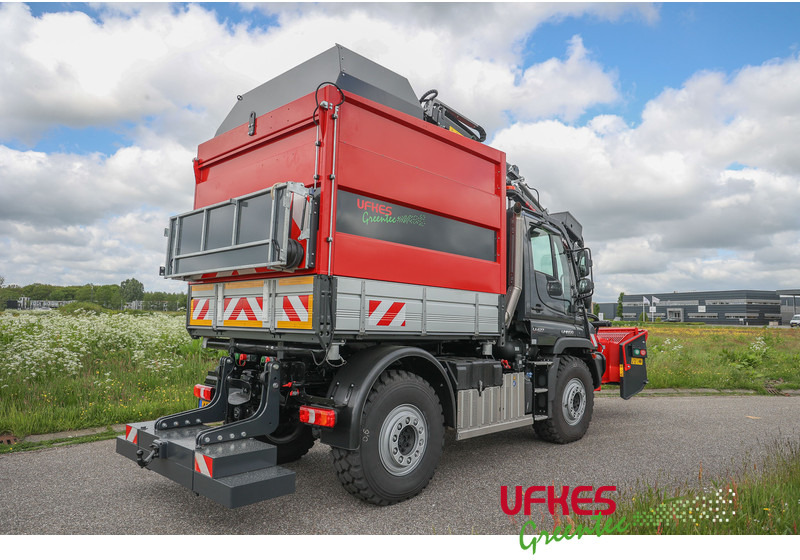 Mercedes-Benz Unimog U 427 Greentec woodchipper combi - Véhicule utilitaire: photos 5 Mercedes-Benz Unimog U 427 Greentec woodchipper combi - Véhicule utilitaire: photos 5