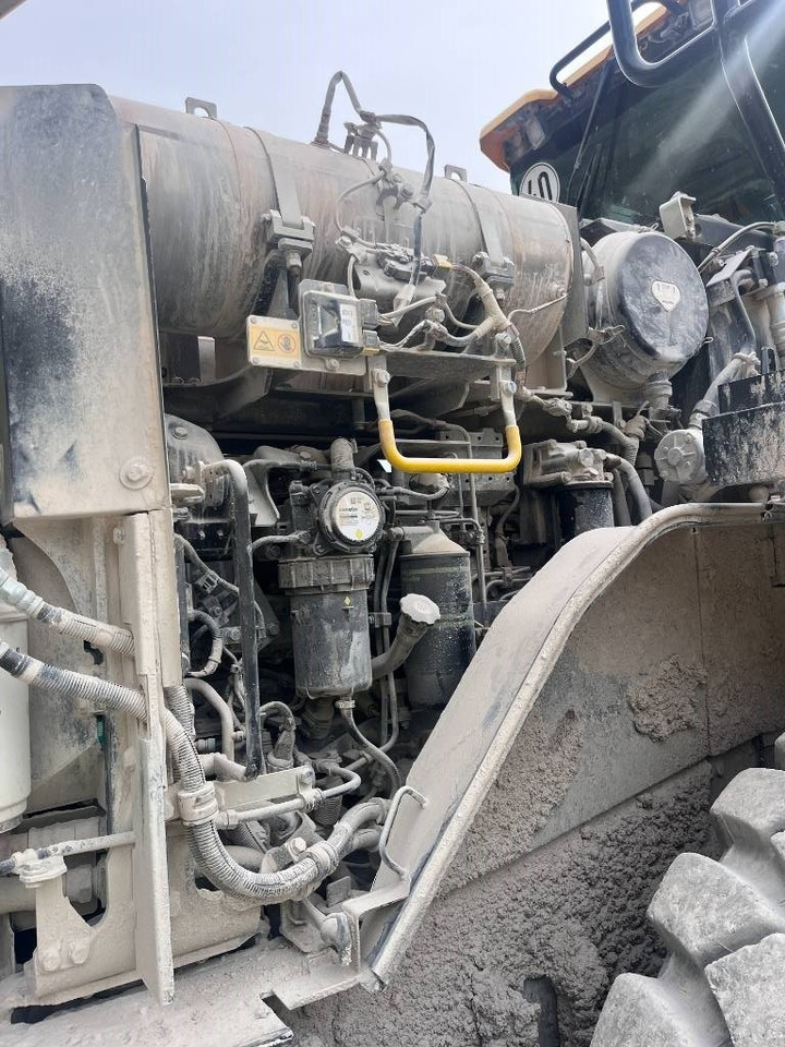 Chargeuse sur pneus KOMATSU WA475-10EO: photos 31