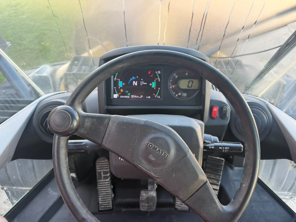 Chargeuse sur pneus KOMATSU WA475-10EO: photos 14