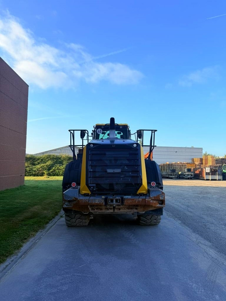 KOMATSU WA475-10EO - Chargeuse sur pneus: photos 3 KOMATSU WA475-10EO - Chargeuse sur pneus: photos 3