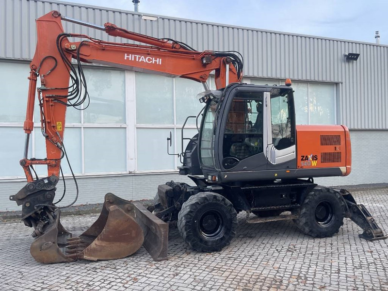 Hitachi ZX 140 W-3 - Pelle sur pneus: photos 3 Hitachi ZX 140 W-3 - Pelle sur pneus: photos 3