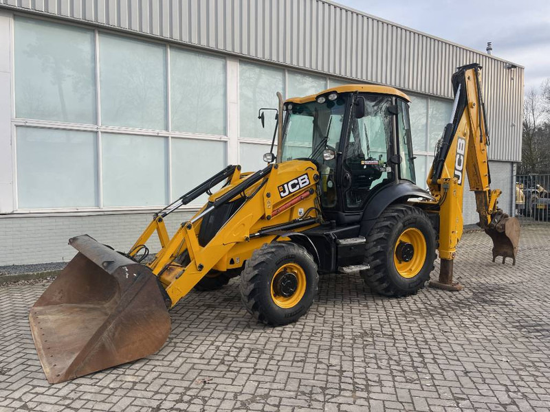 JCB 3 CX 2016 - Tractopelle: photos 1 JCB 3 CX 2016 - Tractopelle: photos 1
