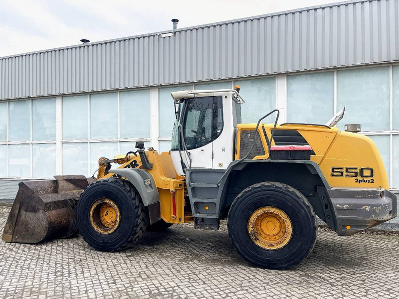 Liebherr L550 - Chargeuse sur pneus: photos 4 Liebherr L550 - Chargeuse sur pneus: photos 4