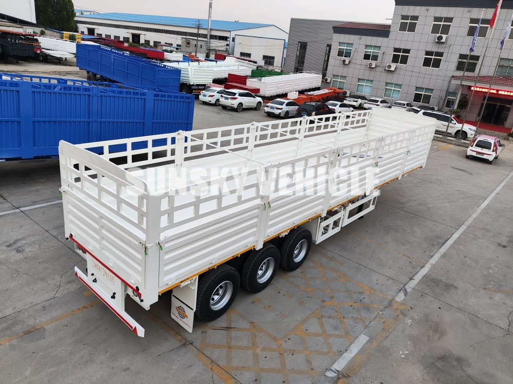 Semi-remorque plateau pour transport de matériaux granulaires neuf SUNSKY: photos 9 Semi-remorque plateau pour transport de matériaux granulaires neuf SUNSKY: photos 9