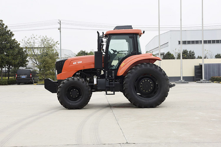 XCMG Factory KAT1204 Farm Tractor 4x4 Agriculture Machinery Tractors for Sale Price - Tracteur agricole: photos 3 XCMG Factory KAT1204 Farm Tractor 4x4 Agriculture Machinery Tractors for Sale Price - Tracteur agricole: photos 3