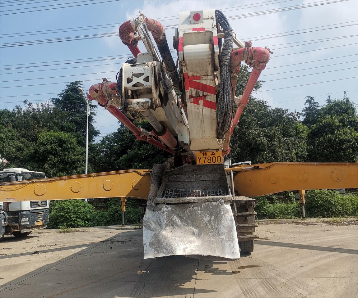 XCMG Factory Schwing Used Concrete Boom Pump Truck HB58V Diesel Concrete Pump Hot Sale - Camion pompe: photos 5 XCMG Factory Schwing Used Concrete Boom Pump Truck HB58V Diesel Concrete Pump Hot Sale - Camion pompe: photos 5