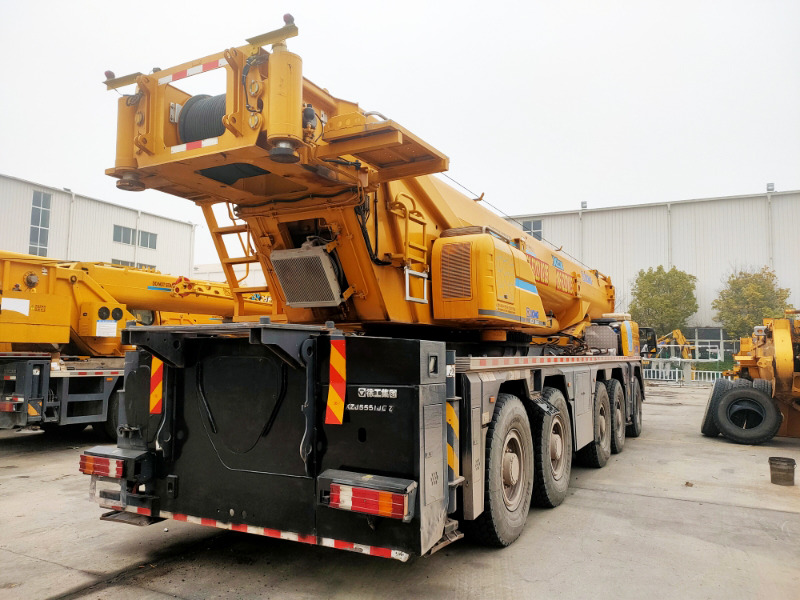 XCMG Official 130t Second Hand All Terrain Mobile Crane XCA130L8C Hydraulic Arm Crane Price List - Grue tout-terrain: photos 3 XCMG Official 130t Second Hand All Terrain Mobile Crane XCA130L8C Hydraulic Arm Crane Price List - Grue tout-terrain: photos 3