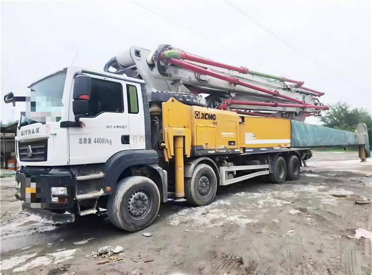 XCMG Official 2021 Year Hb62V Construction Machinery 62m Used Concrete Pump Truck for Sale - Camion pompe: photos 2 XCMG Official 2021 Year Hb62V Construction Machinery 62m Used Concrete Pump Truck for Sale - Camion pompe: photos 2