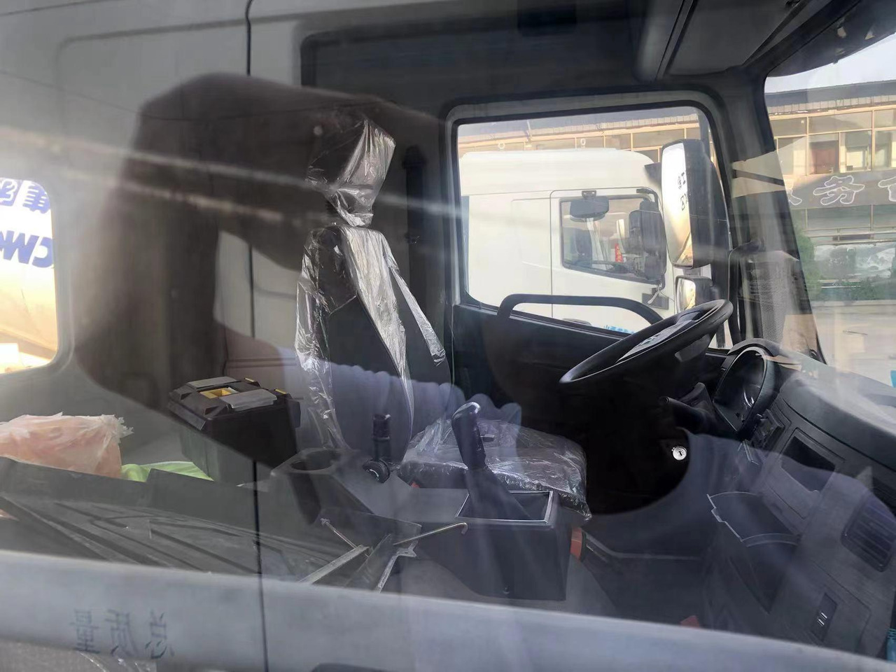 XCMG Official G12V Used Cement Mixer Truck Second Hand Diesel Concrete Mixer Truck - Camion malaxeur: photos 4 XCMG Official G12V Used Cement Mixer Truck Second Hand Diesel Concrete Mixer Truck - Camion malaxeur: photos 4