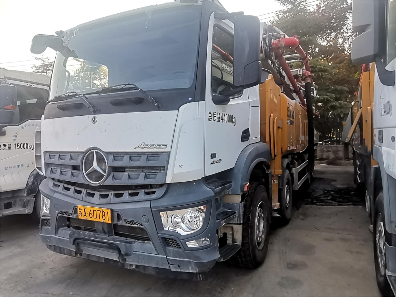 XCMG Official HB62V Second Hand Concrete Pump Truck 62m Truck-mounted Concrete Pump Price - Camion pompe: photos 2 XCMG Official HB62V Second Hand Concrete Pump Truck 62m Truck-mounted Concrete Pump Price - Camion pompe: photos 2