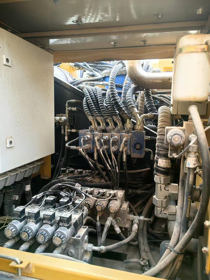 XCMG Official Second Hand Rotary Drill Machine XR160E Small Crawler Drill Rig Hot Sale - Foreuse: photos 5 XCMG Official Second Hand Rotary Drill Machine XR160E Small Crawler Drill Rig Hot Sale - Foreuse: photos 5