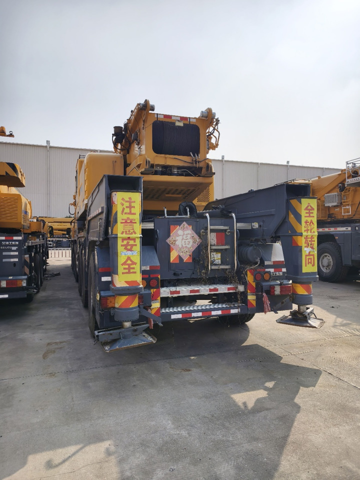 XCMG Official Used 500 Ton Truck Crane XCA500 Mobile Crane Machine Hot Sale - Grue tout-terrain: photos 4 XCMG Official Used 500 Ton Truck Crane XCA500 Mobile Crane Machine Hot Sale - Grue tout-terrain: photos 4