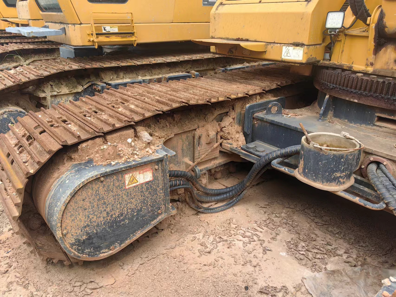 XCMG Official Used Telescopic Crawler Cranes XGC25T Small Hydraulic Crane Price For Sale - Grue sur chenilles: photos 4 XCMG Official Used Telescopic Crawler Cranes XGC25T Small Hydraulic Crane Price For Sale - Grue sur chenilles: photos 4