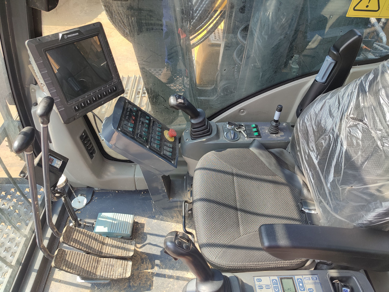 Foreuse XCMG Official XR160E 56m Used Mini Rotary Drill Rig Piling Drilling Machine for sale: photos 6 Foreuse XCMG Official XR160E 56m Used Mini Rotary Drill Rig Piling Drilling Machine for sale: photos 6