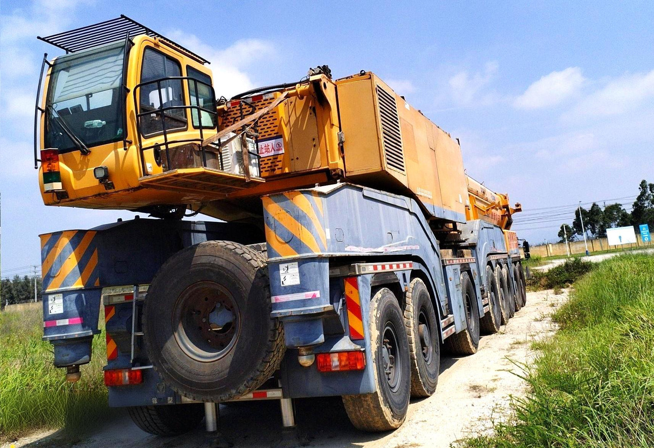 XCMG QAY650A used 650 ton hydraulic all terrain crane truck price - Grue tout-terrain: photos 4 XCMG QAY650A used 650 ton hydraulic all terrain crane truck price - Grue tout-terrain: photos 4