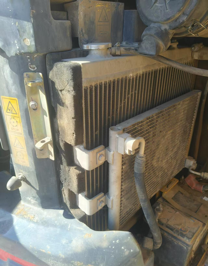 XCMG XE35U samll used hydraulic 3.5 ton excavator - Pelle sur chenille: photos 5 XCMG XE35U samll used hydraulic 3.5 ton excavator - Pelle sur chenille: photos 5