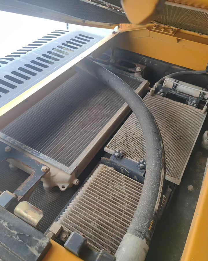 Pelle sur chenille XCMG used hydraulic excavator XE490DK 49ton for sale: photos 9