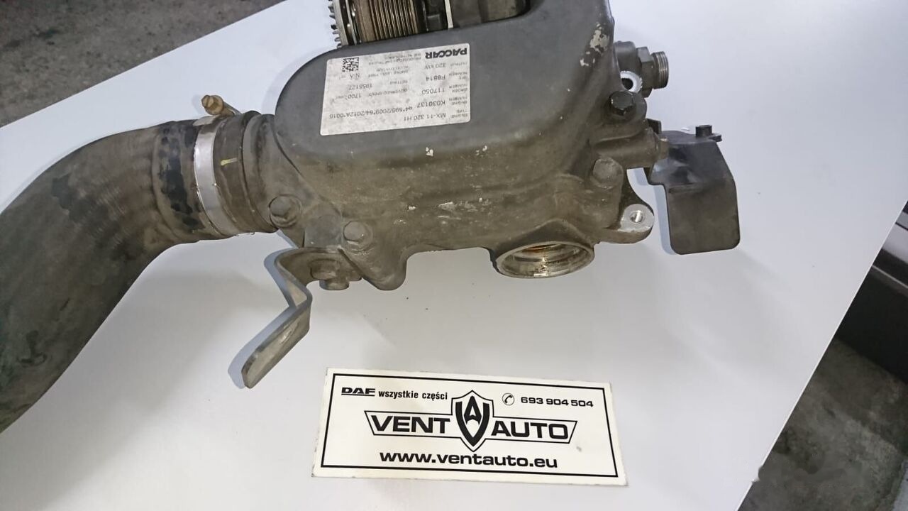 1955127 DAF XF 106 truck - Pompe à liquide de refroidissement pour Camion: photos 2 1955127 DAF XF 106 truck - Pompe à liquide de refroidissement pour Camion: photos 2