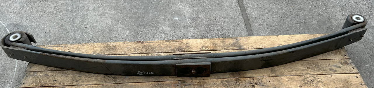 DAF 2-LEAF SPRING DAF XF 106 LIFT - Suspension du ressort: photos 4 DAF 2-LEAF SPRING DAF XF 106 LIFT - Suspension du ressort: photos 4