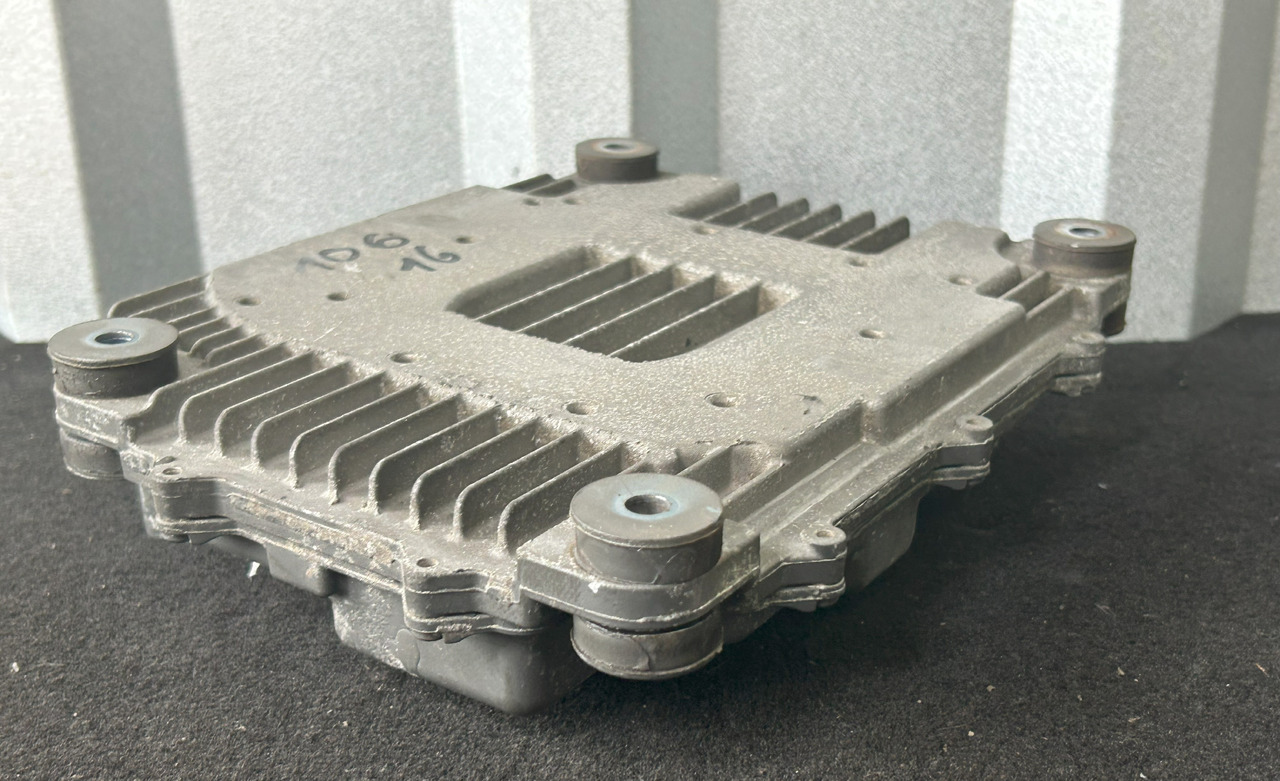 DAF ENGINE CONTROLLER DAF XF 106 480 - Bloc de gestion: photos 5 DAF ENGINE CONTROLLER DAF XF 106 480 - Bloc de gestion: photos 5