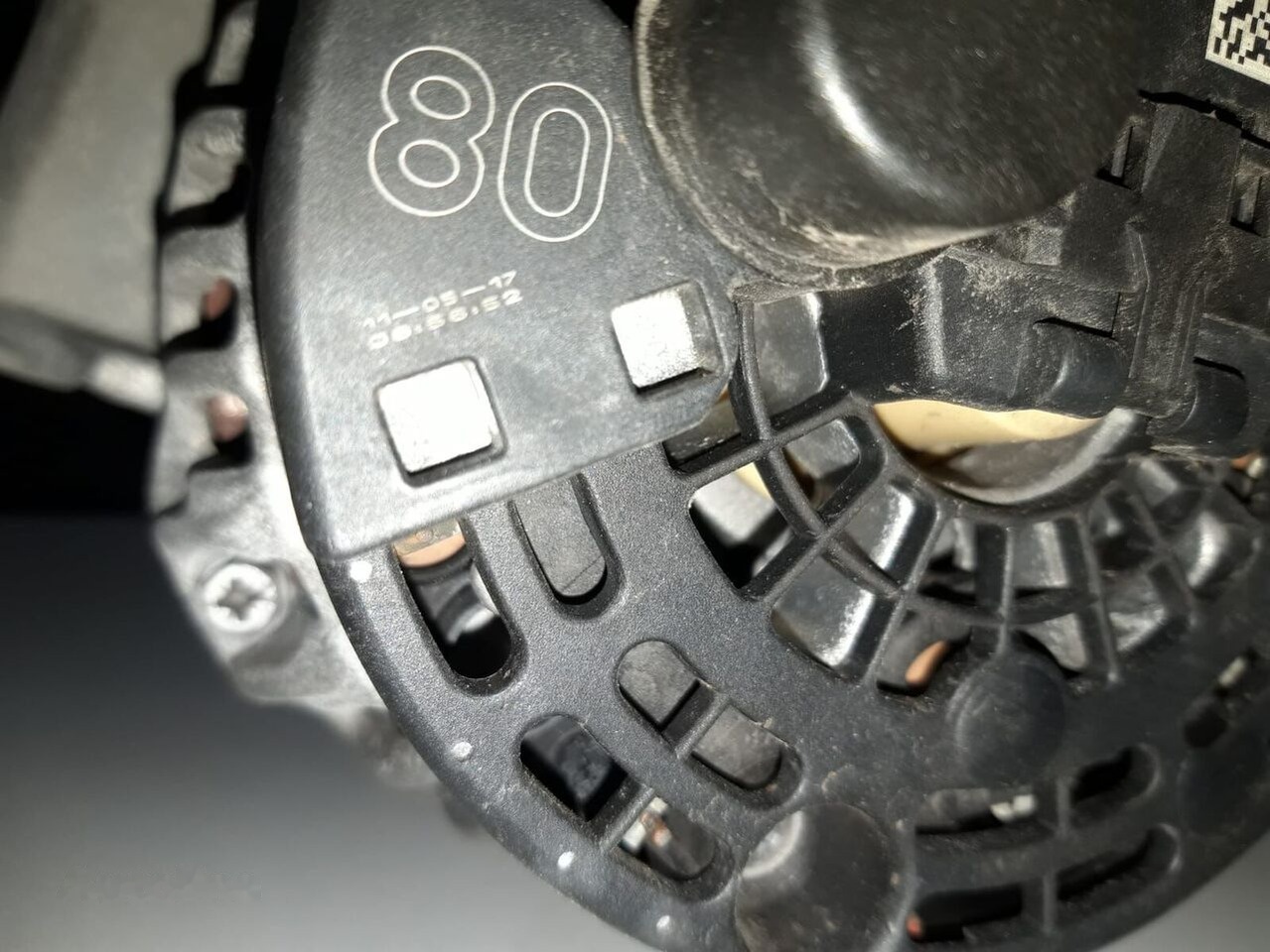 DAF XF 106 1976289   DAF XF 106 - Alternateur pour Camion: photos 3 DAF XF 106 1976289   DAF XF 106 - Alternateur pour Camion: photos 3